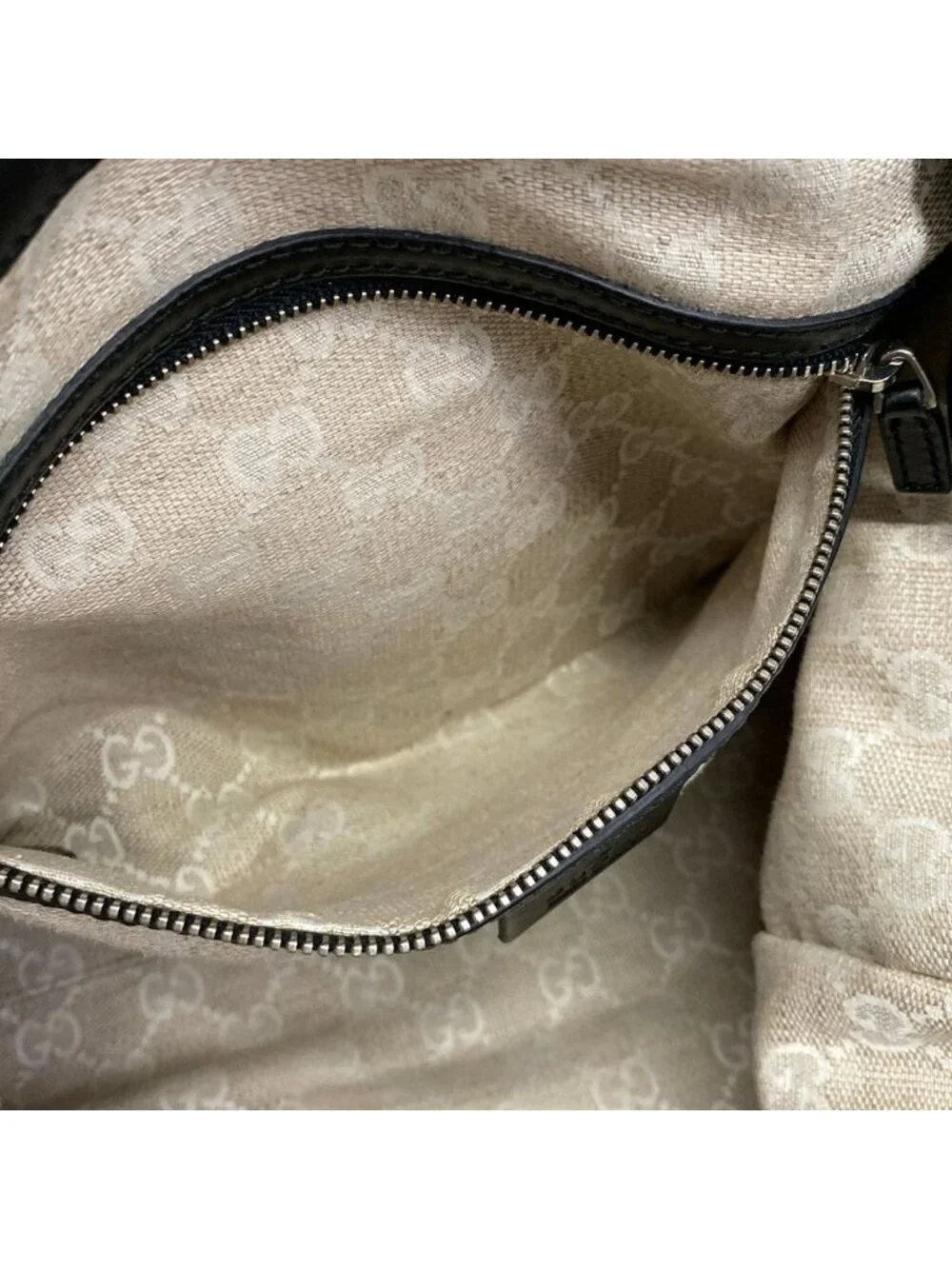 Gucci Shoulder Bag Soft Stirrup Black